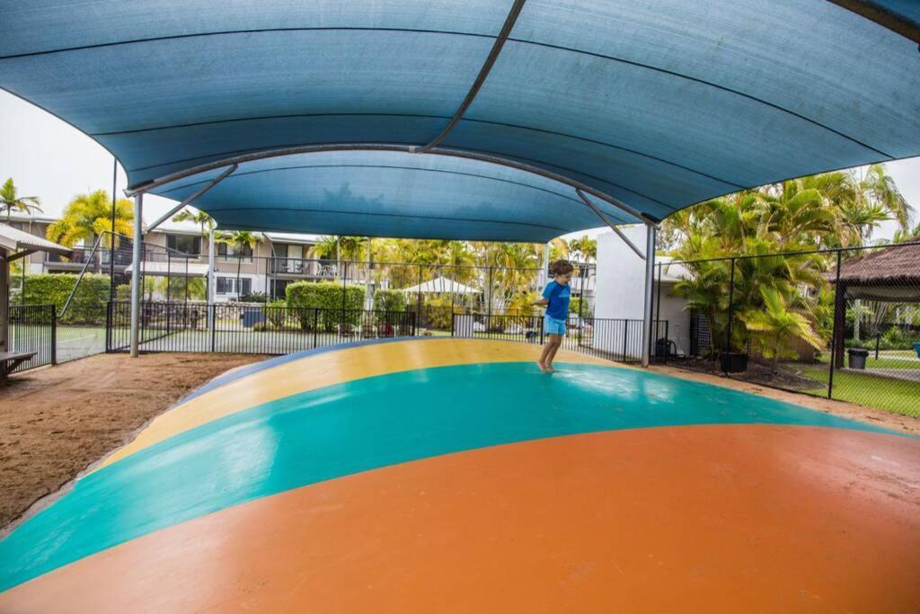 2 Bedroom Ground Level Villa In Tropical 4* Resort Noosaville Extérieur photo